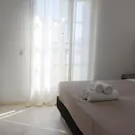Mohitero فندق Kamári