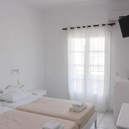Mohitero Hotel Kamari (Santorini)
